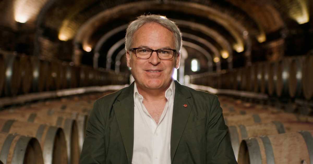 James Suckling biography,  James Suckling wine critic career,  famous wine critics in the world,  Wine Spectator editors history,  wine tasting experts global,  James Suckling wine reviews,  best wine critics influence,  wine tasting techniques explained,  Bordeaux wine critics insights,  Italian wine critics expertise